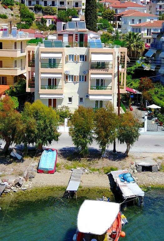 Matrona Apartments Порос Экстерьер фото